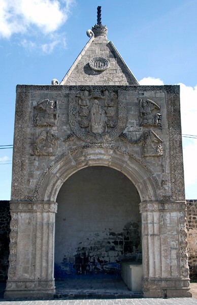 San Andrés, NE posa, S façade - San Andrés, Northeast posa chapel