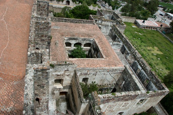 Cloister & convento - San Juan Bautista, cloister & murals