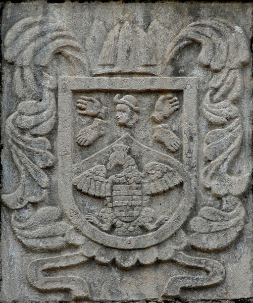 SS Pedro y Pablo, lateral door escutcheon - Sotuta, Yucatán