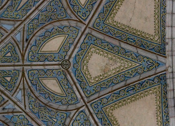 Crossing, ribbed vault - San Pablo, nave, sacristy & cloister