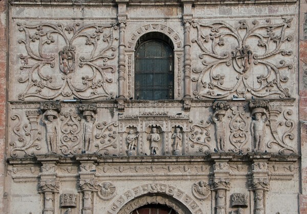 Façade, middle tier - San Pablo, façade, portería & convento