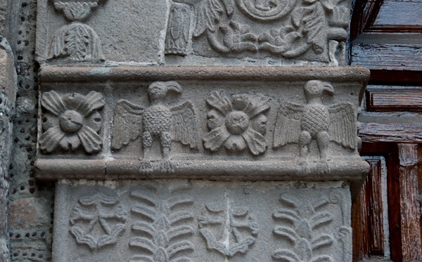 El Cristo Rey, façade, main portal, left pilaster impost - Tulpetlac, México
