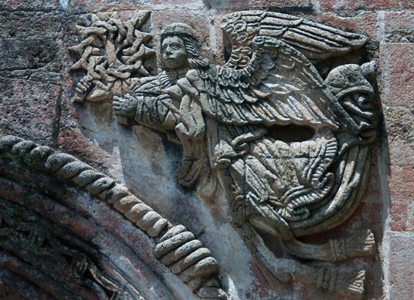 San Miguel Arcángel, SW posa chapel, E façade, right Passion angel - San Miguel Arcángel, capilla posas