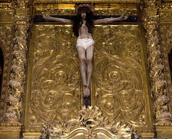 Santa Isabel, altar Crucifixion - Santa Isabel Cholula, Puebla