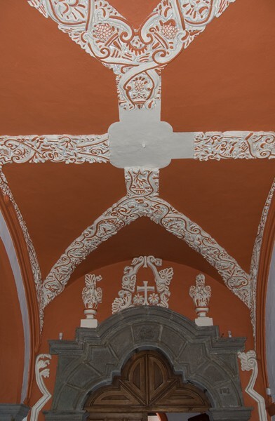 La Tercera Orden, entrance & portal - El Carmen