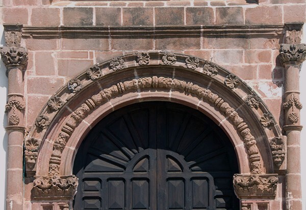 Façade portal archivolt - San Francisco