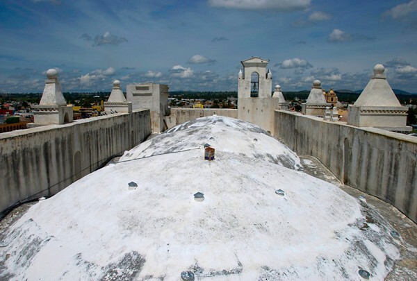 Roof crenellation - San Juan Evangelista