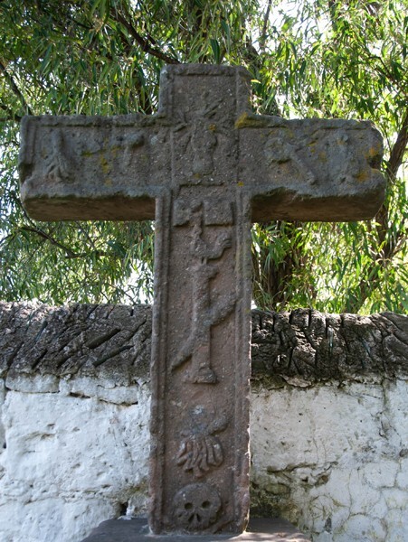 Santuario del Señor de Nenthé, atrial cross, front - Aculco, México