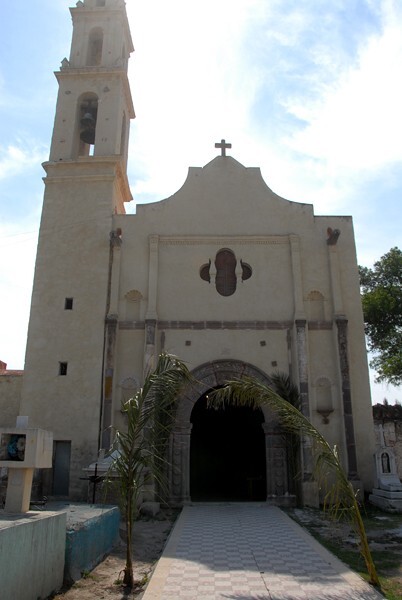 San Gabriel Arcángel, façade & bell-tower - San Gabriel Azteca, Hidalgo