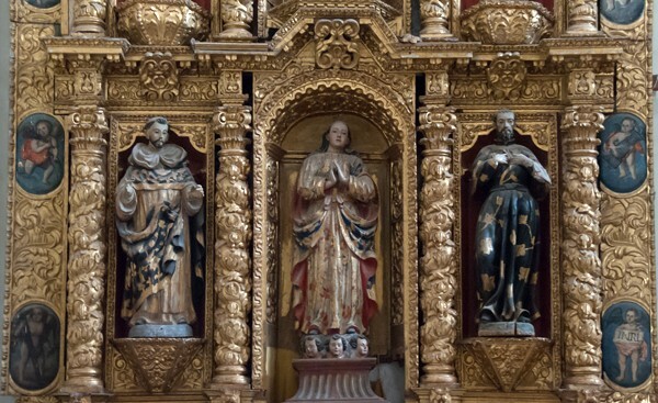 N transept altar, lower tier - San Francisco de Asís