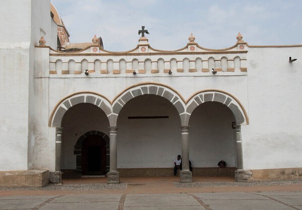 Portería - Santuario de Nuestra Señora de Los Angeles