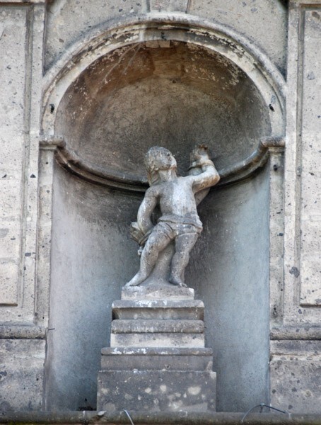 Façade niche sculpture, St. Sebastian - San Sebastián