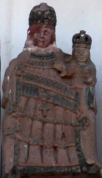 Santa María, façade sculpture niche, Our Lady of Loreto - Chiconautla, México
