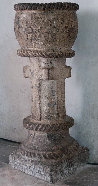 La Concepción de Nuestra Señora, baptismal font - Otumba, México