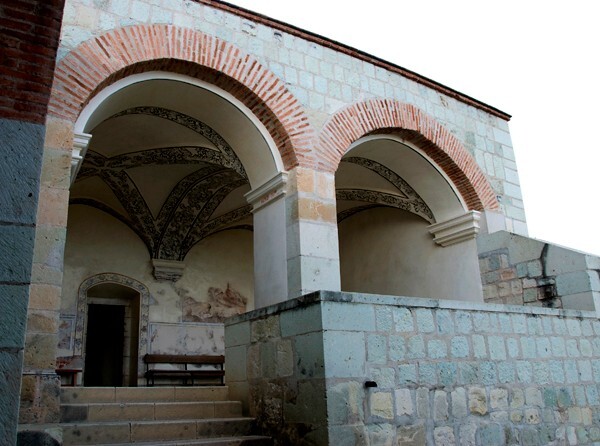 Rear loggia - Convento