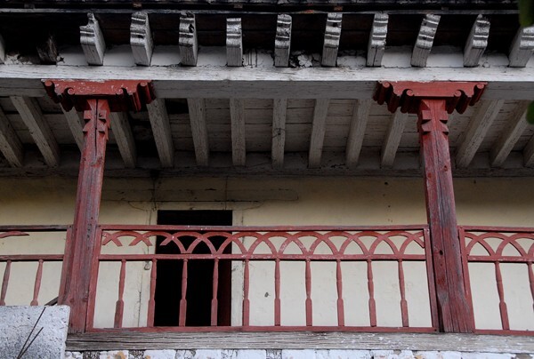 San Miguel Arcángel, rectory pillars & zapatas - Nocutzepo, Michoacán