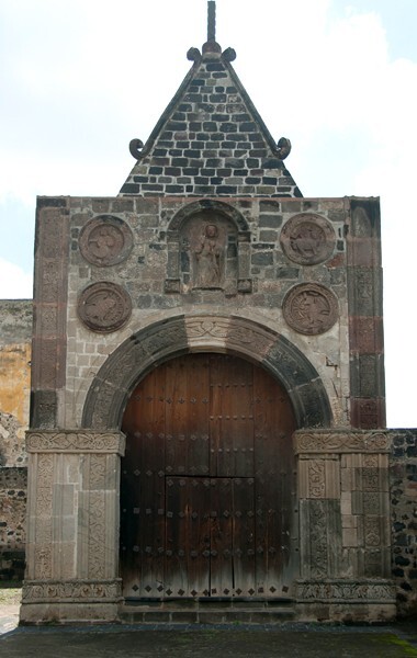 San Andrés, SE posa, W façade - San Andrés, Southeast posa chapel