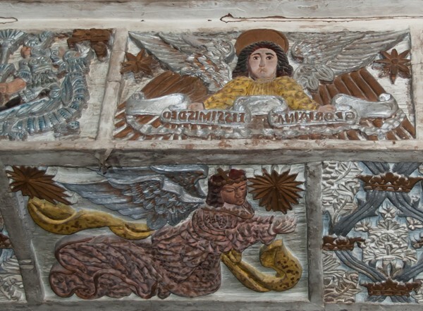 Los Santos Reyes, sotocoro beam closeup - Los Santos Reyes, façade, nave & sotocoro