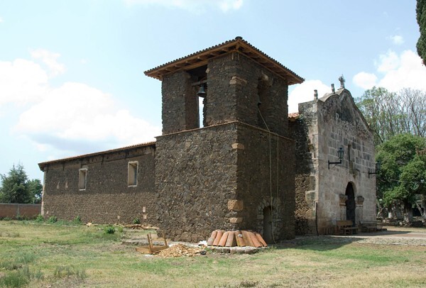 San Nicolás Obispo, separate bell-tower - San Nicolás Obispo, Michoacán