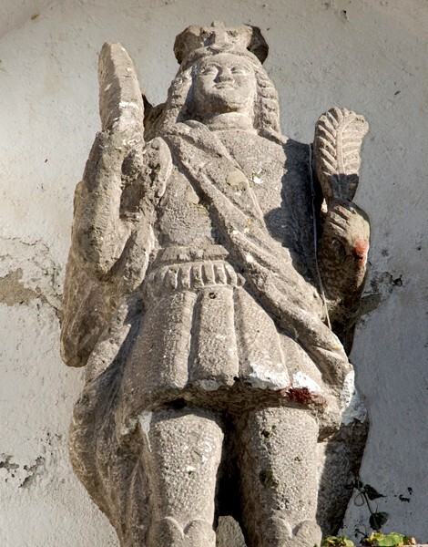 Atrial gate sculpture, St. Raphael - San Pedro Colomoxco