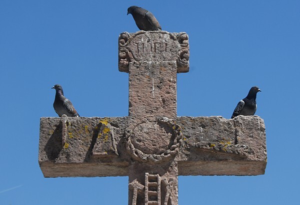 San Agustín, atrial cross, front crossing - San Agustín