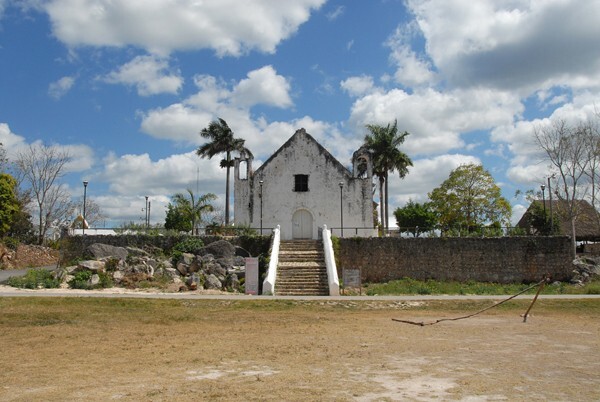 San José, façade & atrium - Tepich, Quintana Roo