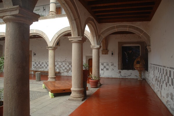 San Juan Bautista, lower cloister walk - Tulancingo, Hidalgo