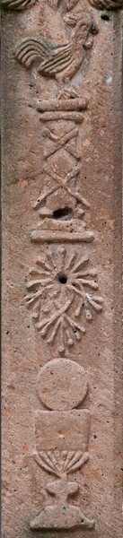 Cloister cross, front shaft - SS Pedro y Pablo