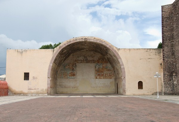 Sapilla abierta - San Nicolás de Tolentino, capilla abierta & murals