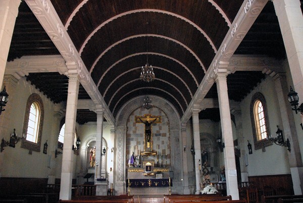 Santiago Apóstol, nave - Uruapan, Michoacán