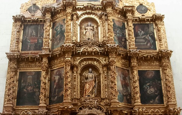 Second & third tiers - nave Nuestra Señora del Rosario altar