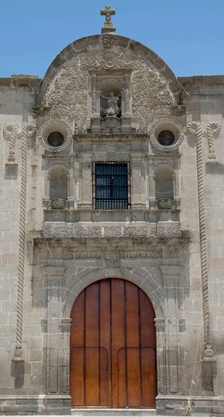 Façade - La Magdalena
