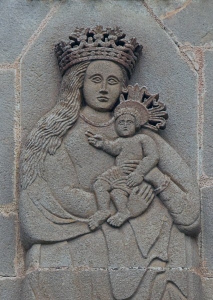 Façade pediment detail - Façade, nave & sanctuary