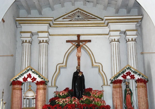 Suaqui Grande, Sonora, San Ignacio, sanctuary altar - Sonora