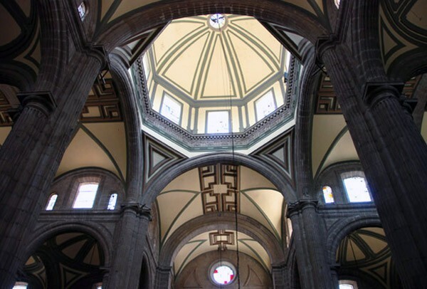 Central nave & cupola - Catedral de La Asunción