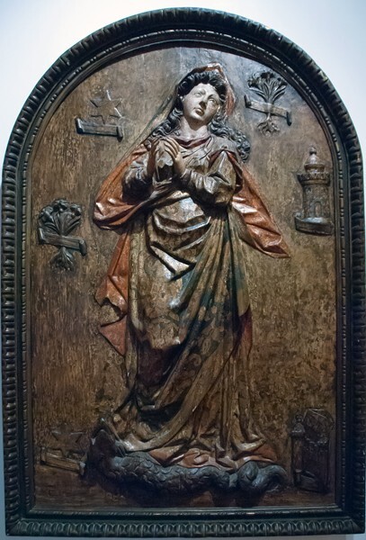 Virgin Immaculate, cut, polychromed, gilded wood with estofado - Museo Franz Meyer (ex-convento de San Juan de Dios)