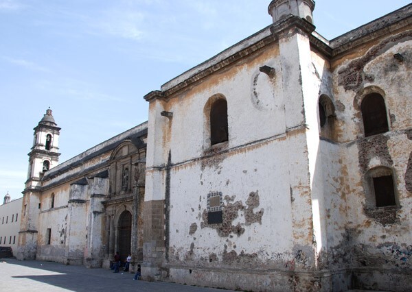 Façade, bell-tower & exterior nave - San Jerónimo