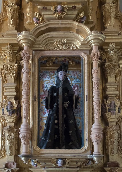 Our Lady of Solitude - sotocoro Nuestra Señora de la Soledad altar