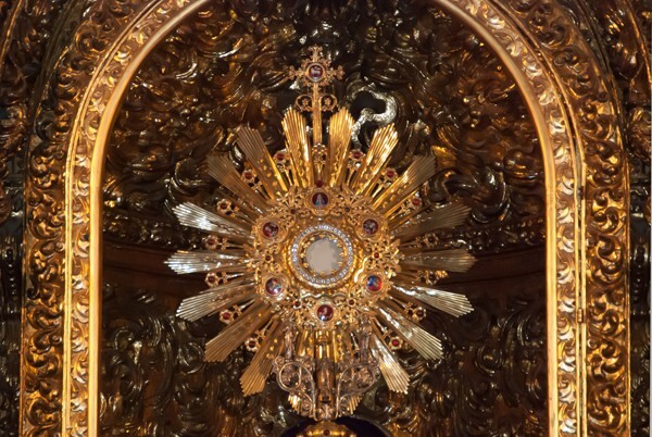Coyoacán, D.F., San Juan Bautista, Capilla del  Rosario, monstrance - Districto Federal (D.F.) - Ciudad de México