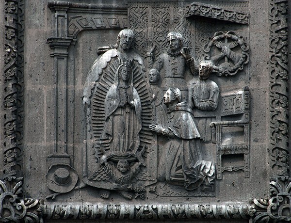Façade, second tier, central relief, Third Visitation, detail - Nuestra Señora de Guadalupe
