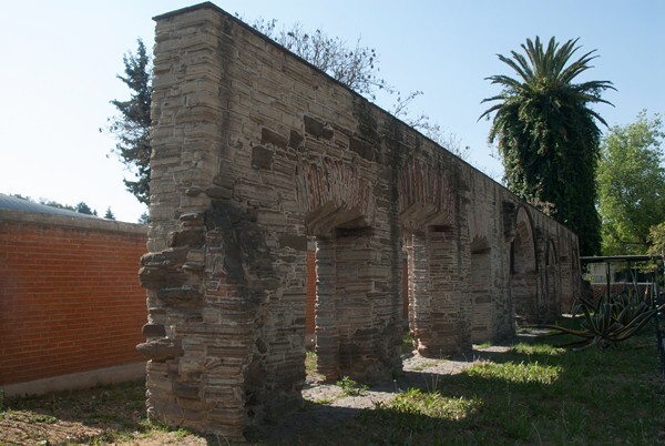 Portico - Hospital La Encarnación (ruins)
