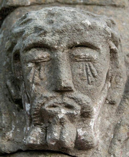 Atrial cross, front crossing, face of Christ - San Jerónimo