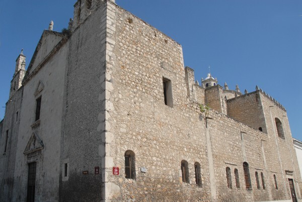 Façade & exterior nave - La Mejorada