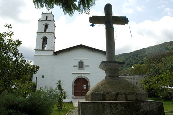 San Martin, façade, bell-tower & atrial cross - San Martín Ocoxochitepec, México