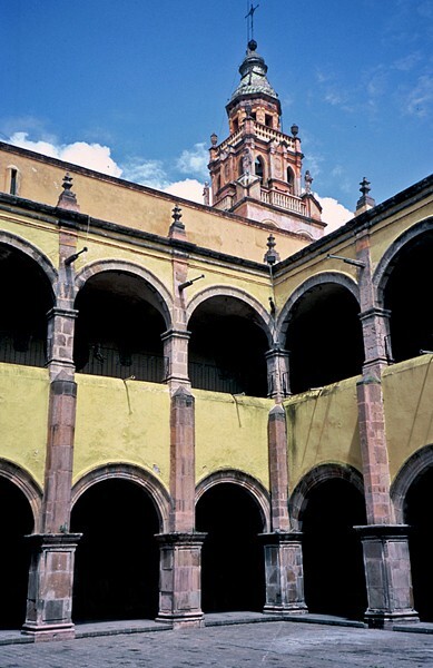San Agustín, cloister & bell-tower - Celaya, Guanajuato