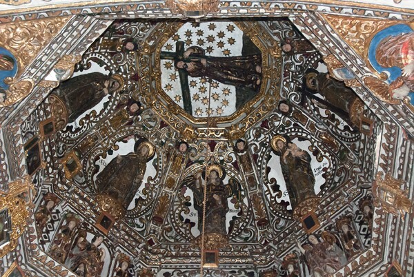 Cupola, Via Crucis & Dominican saints - Cupola