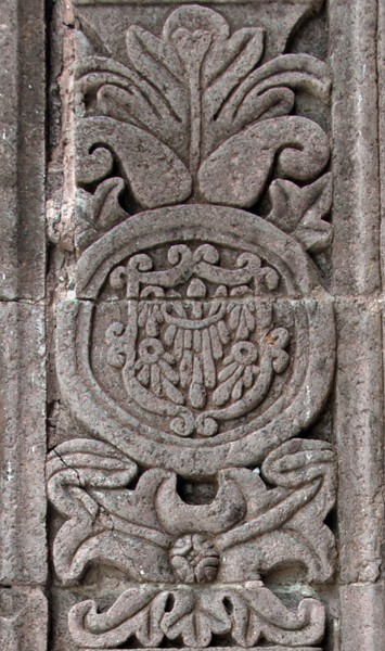 Façade portal, left jamb, detail - Santiago Apóstol