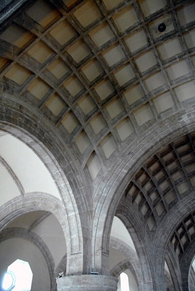 San Ildefonso, vaults and arches - San Ildefonso (Catedral)