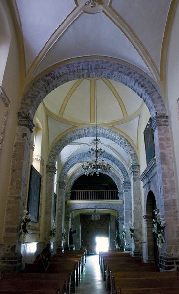 El Cristo Rey, nave - Tulpetlac, México