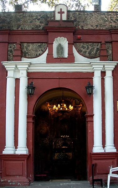 San Sebastián, façade portal - Chimalistac